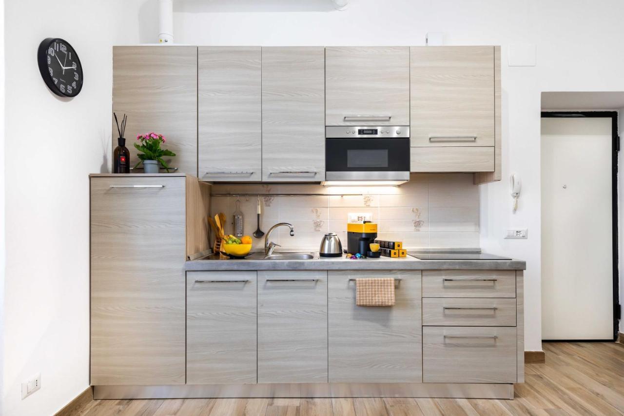 Casa Cosy Suite Gluck Милано Екстериор снимка