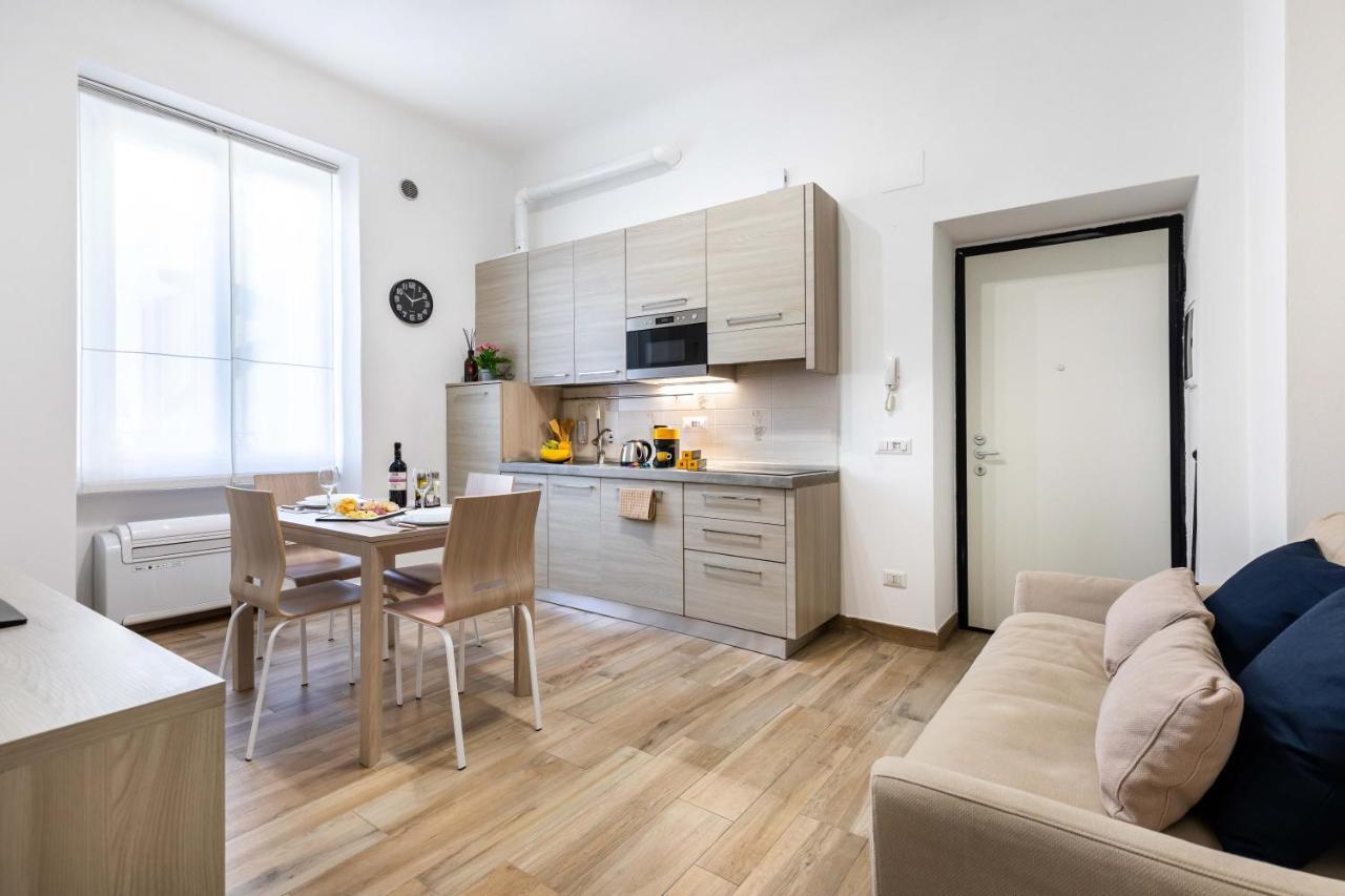 Casa Cosy Suite Gluck Милано Екстериор снимка